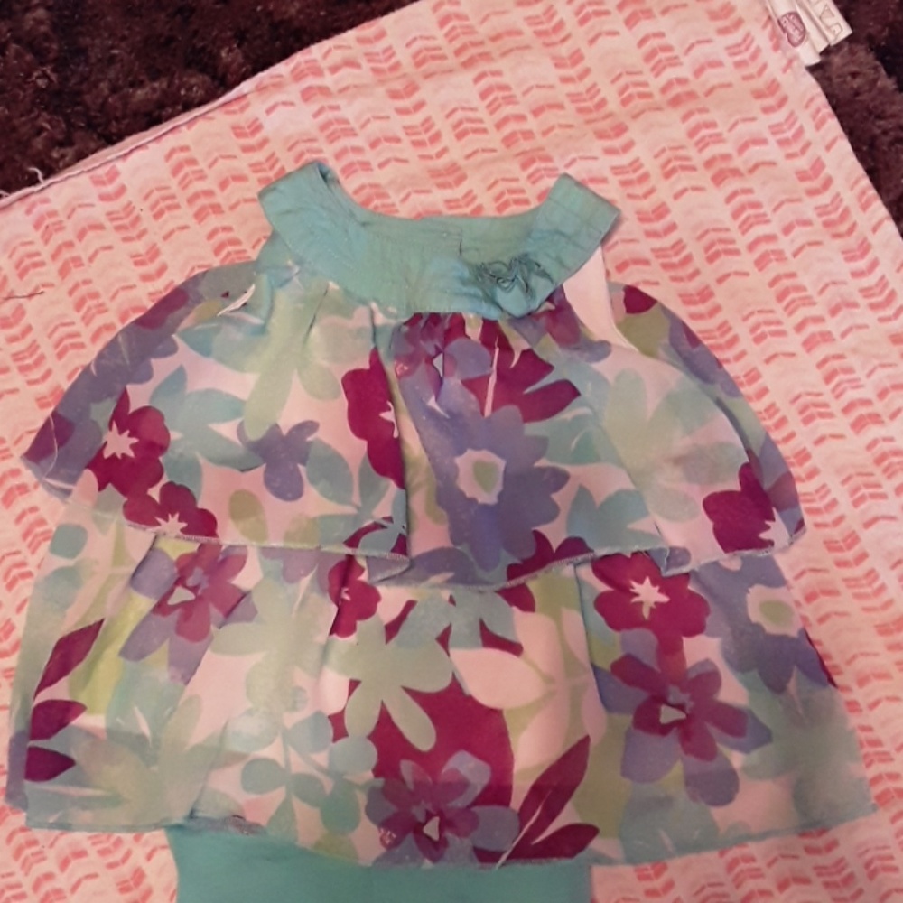 Girls 6mos sleeveless top and leggings
